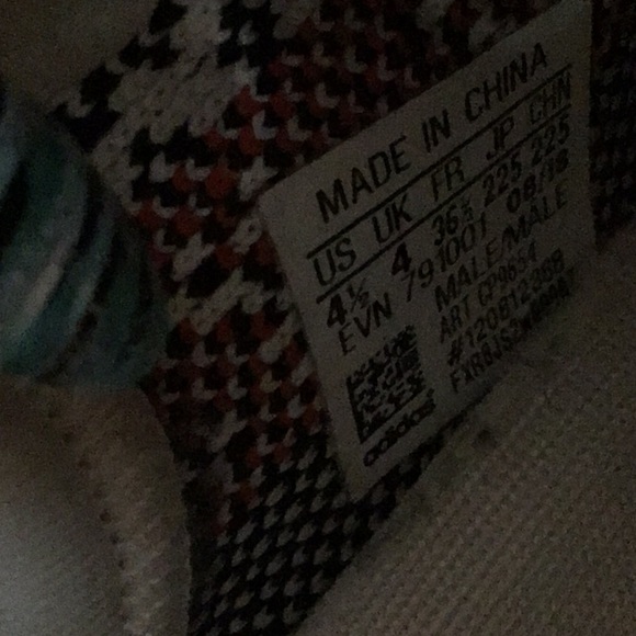 ✨Yeezy boost 350 V2 “zebra”2017 USED with orig. box, size 4.5✨ - Picture 6 of 13